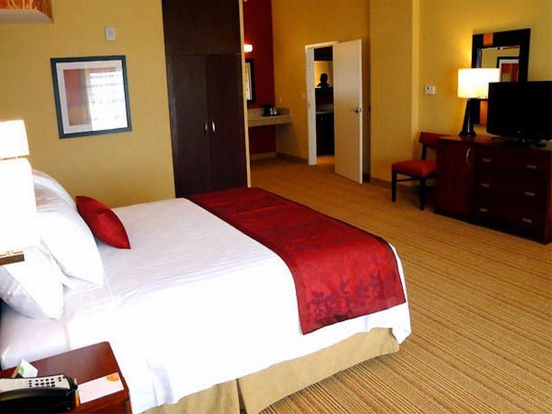 คอร์ทยาร์ด วอเทอร์บิวรี ดาวน์ทาวน์ Hotel วอเตอร์เบอรี ภายนอก รูปภาพ