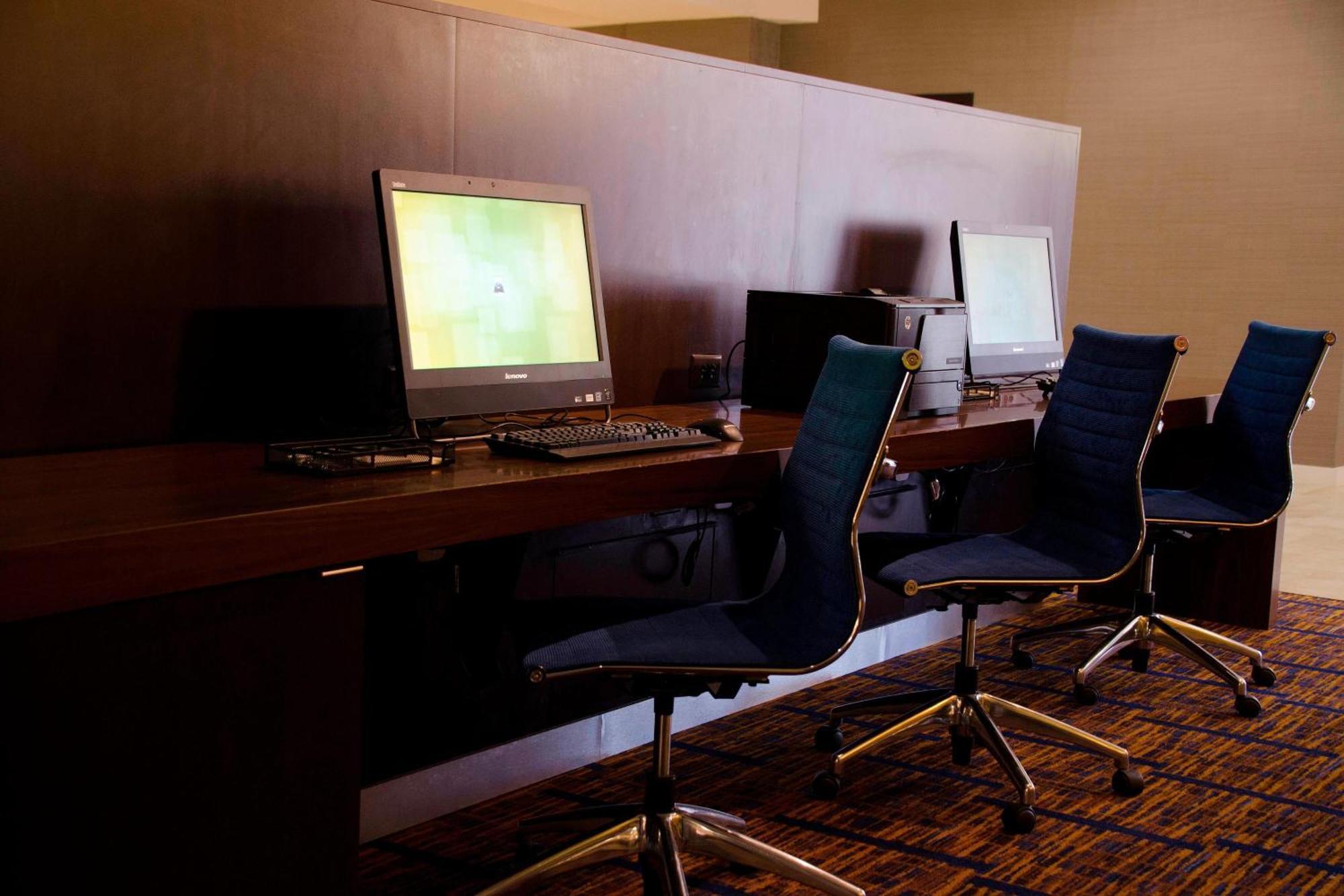 คอร์ทยาร์ด วอเทอร์บิวรี ดาวน์ทาวน์ Hotel วอเตอร์เบอรี ภายนอก รูปภาพ