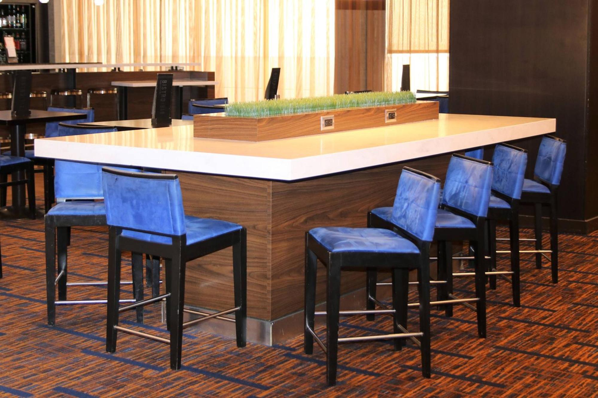 คอร์ทยาร์ด วอเทอร์บิวรี ดาวน์ทาวน์ Hotel วอเตอร์เบอรี ภายนอก รูปภาพ