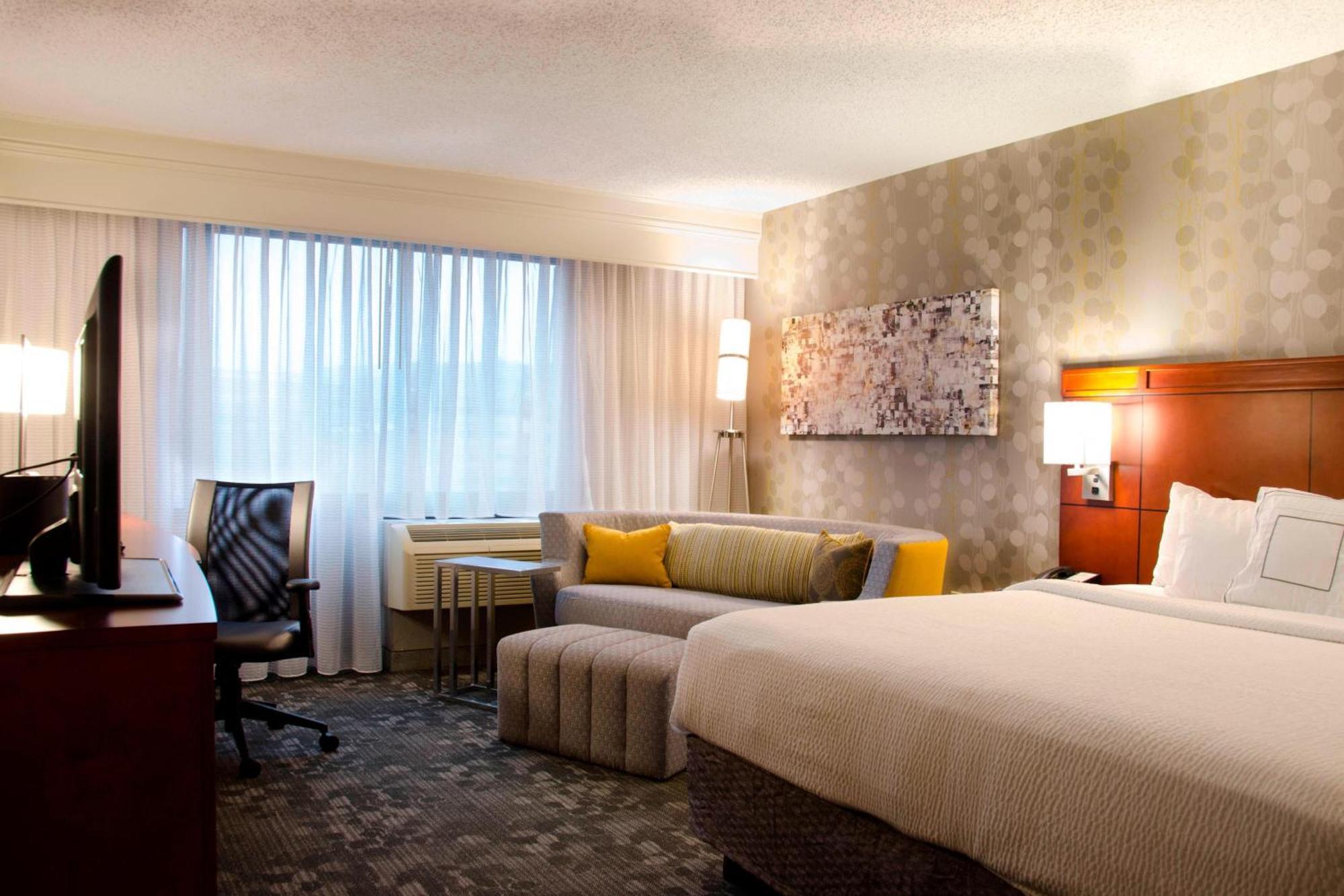 คอร์ทยาร์ด วอเทอร์บิวรี ดาวน์ทาวน์ Hotel วอเตอร์เบอรี ภายนอก รูปภาพ