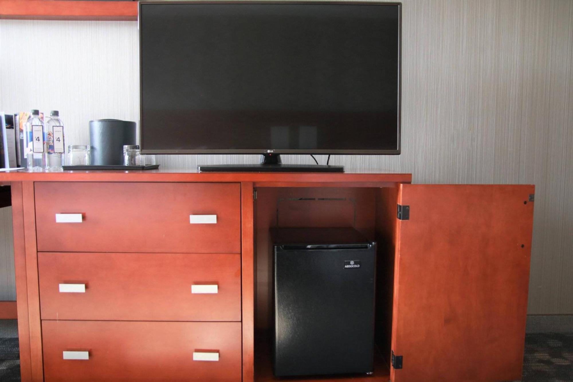 คอร์ทยาร์ด วอเทอร์บิวรี ดาวน์ทาวน์ Hotel วอเตอร์เบอรี ภายนอก รูปภาพ